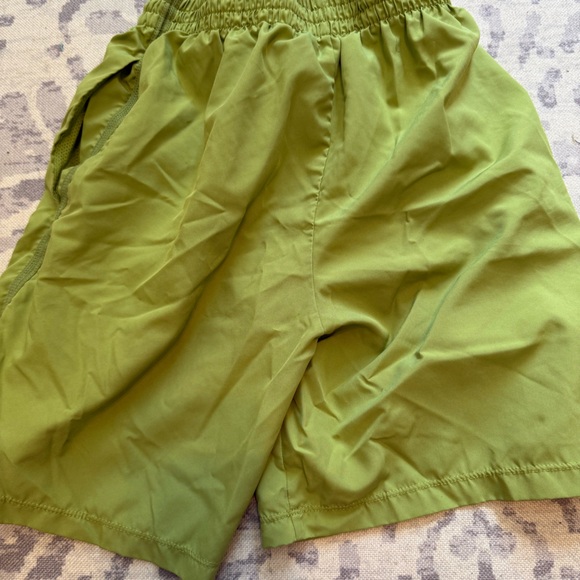 Nike Green Lightweight Athletic Shorts - Picture 2 of 3